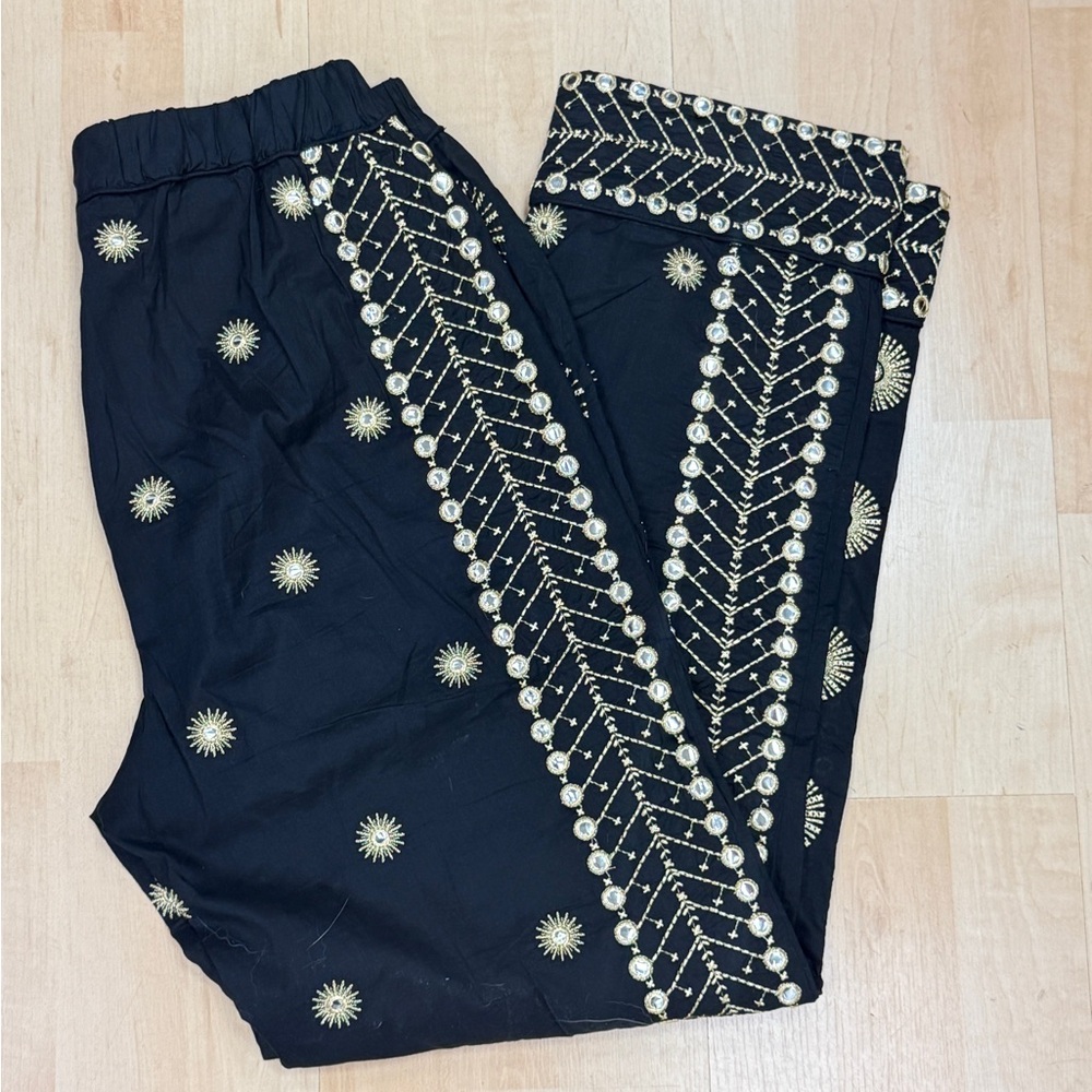 NWOT FARM Rio Black and Gold Embroidered Pants - Picture 3 of 4